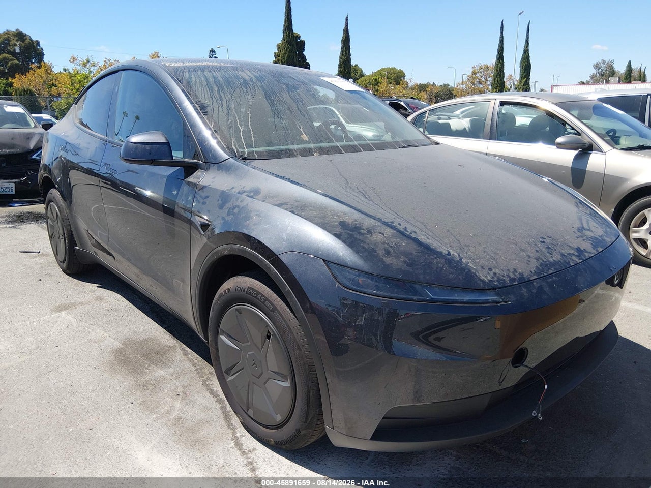 2026 TESLA MODEL Y PREMIUM/REAR-WHEEL DRIVE