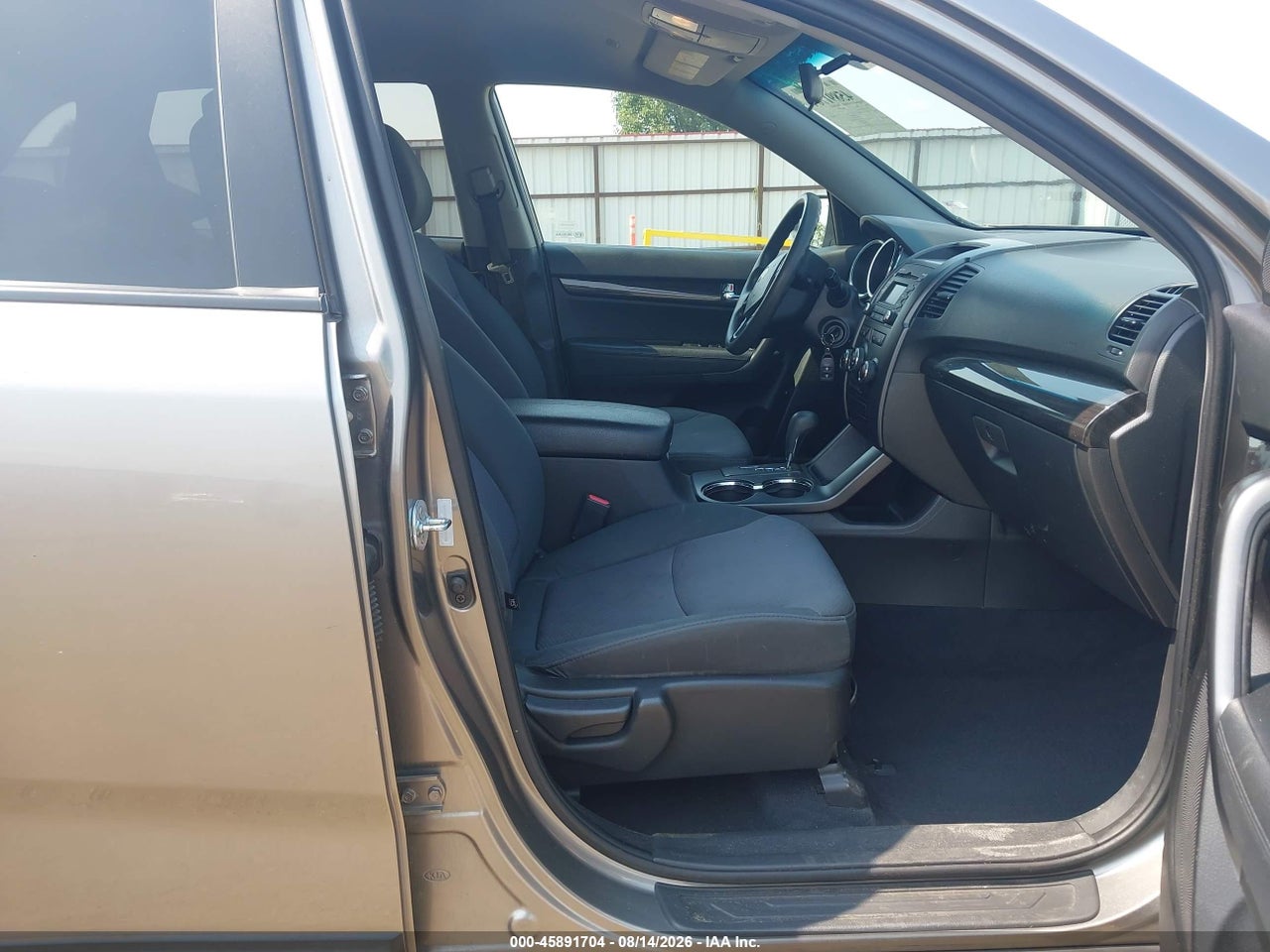 2013 KIA SORENTO LX · 5/11
