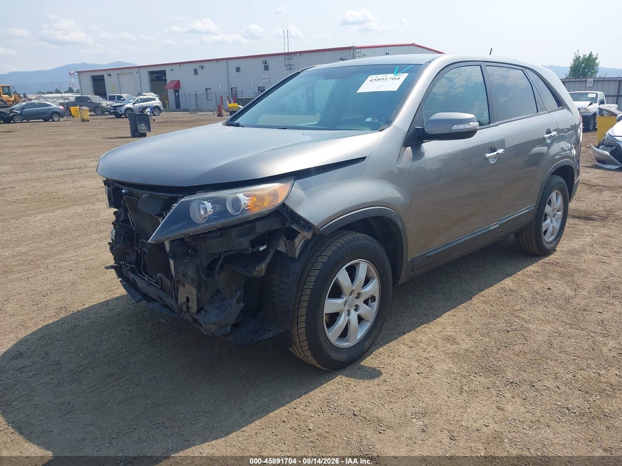 2013 KIA SORENTO LX · 2/11