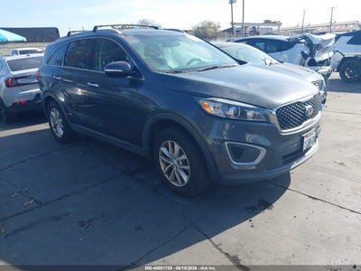 5XYPG4A30GG****** · 2016 KIA SORENTO 2.4L LX