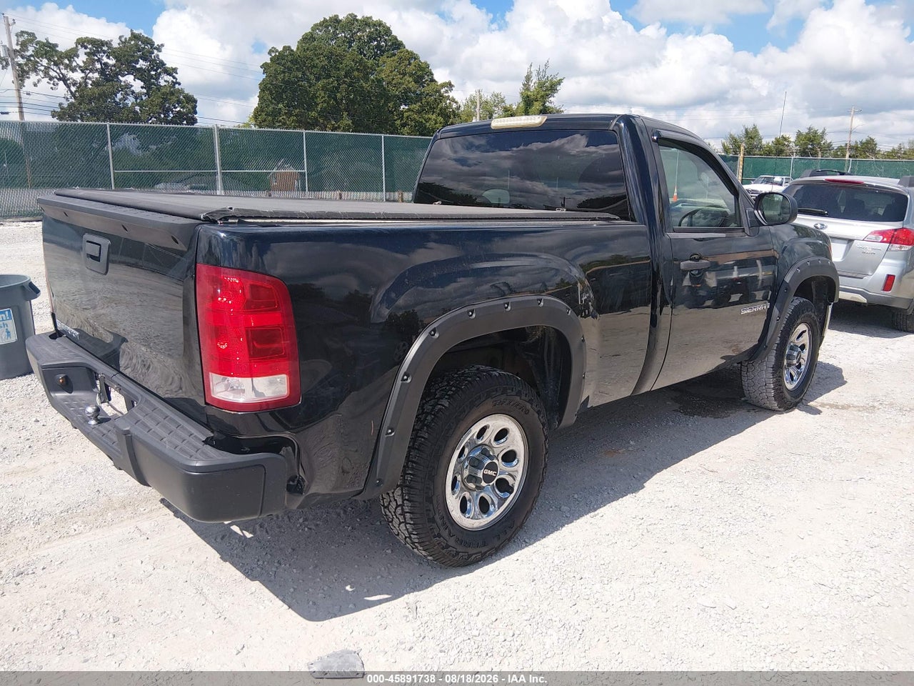 1GTEC14037Z****** · 2007 GMC SIERRA 1500 WORK TRUCK · 4/11
