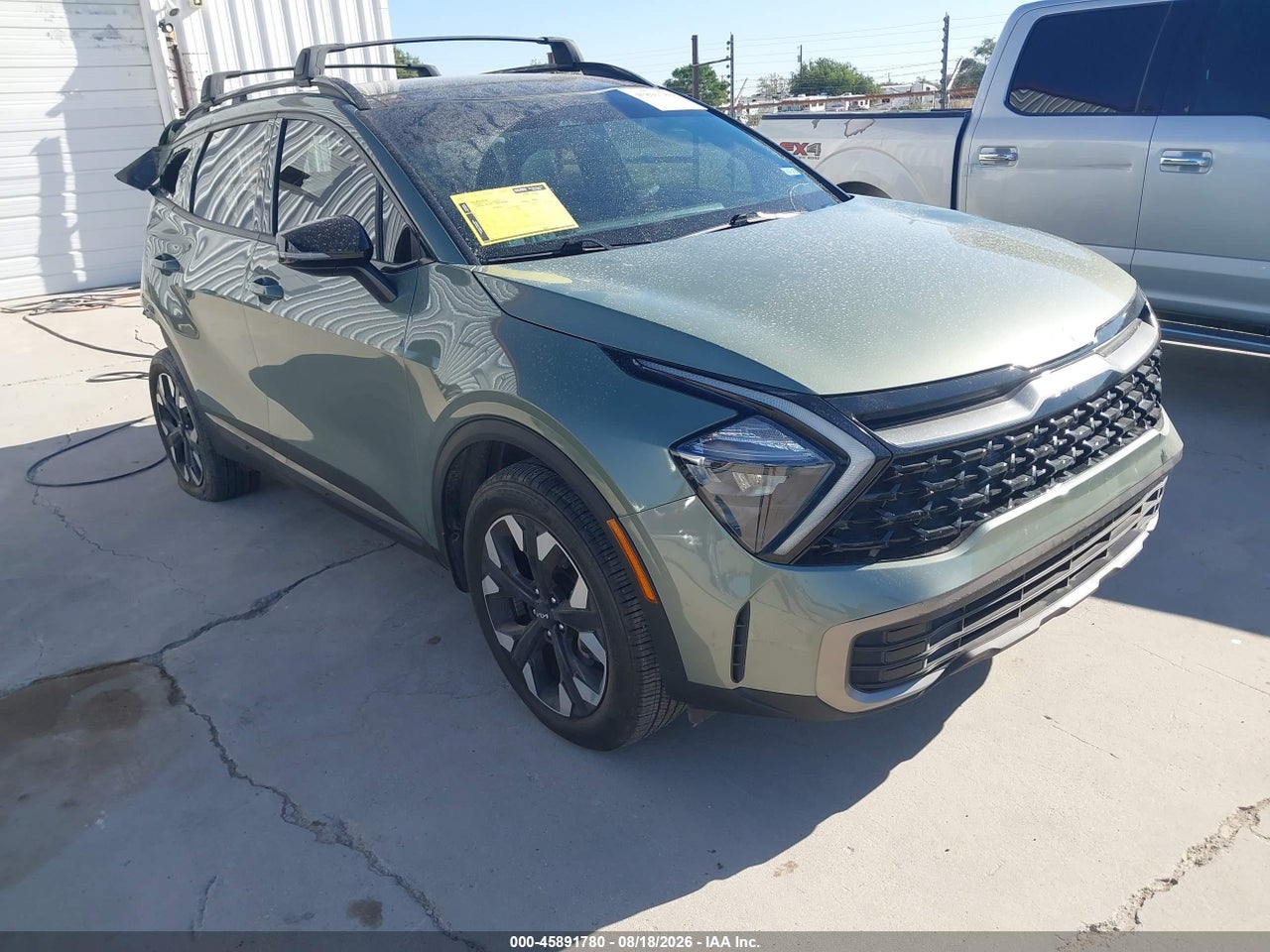 2023 KIA SPORTAGE X-LINE