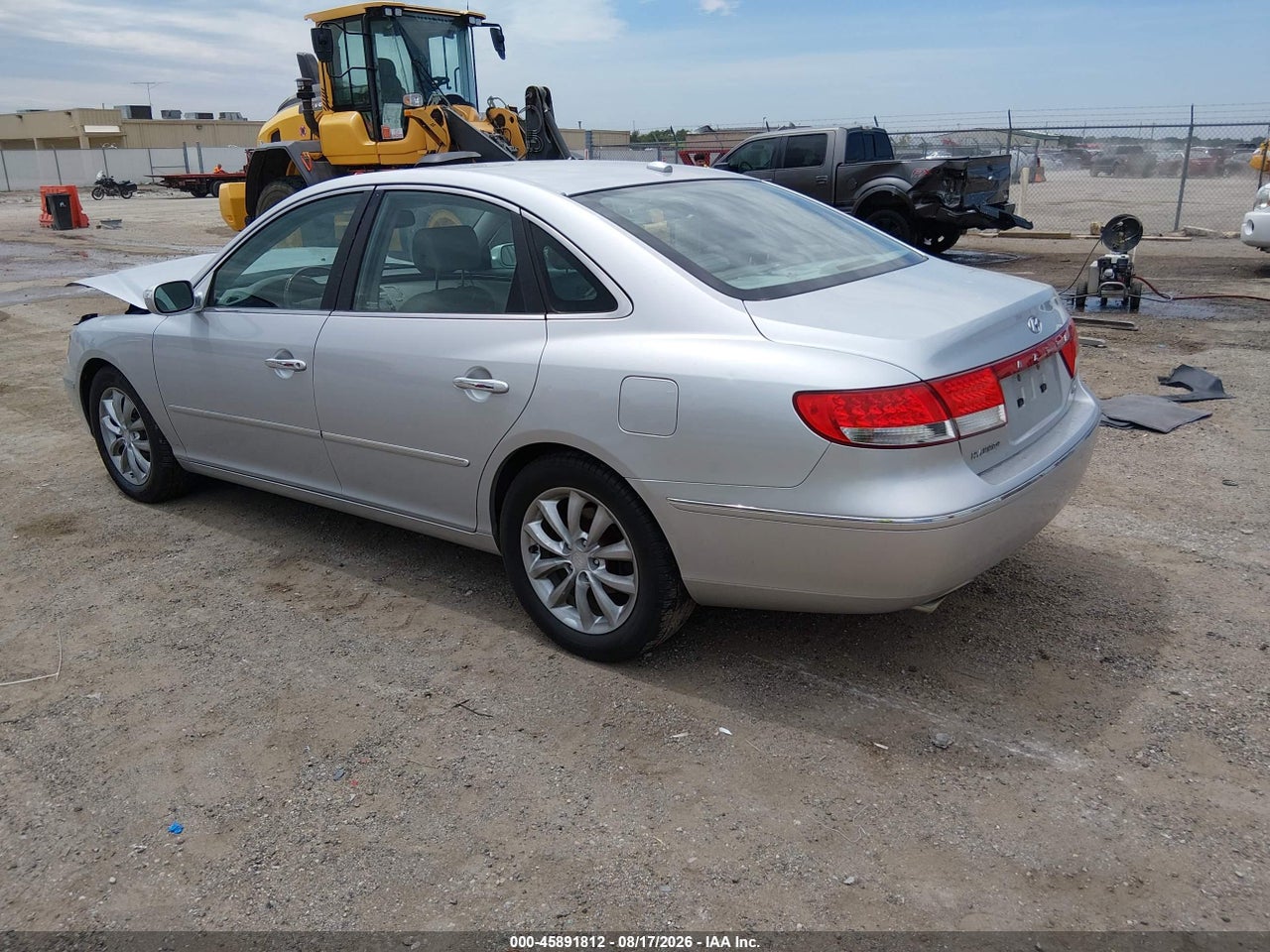 2008 HYUNDAI AZERA LIMITED · 3/10