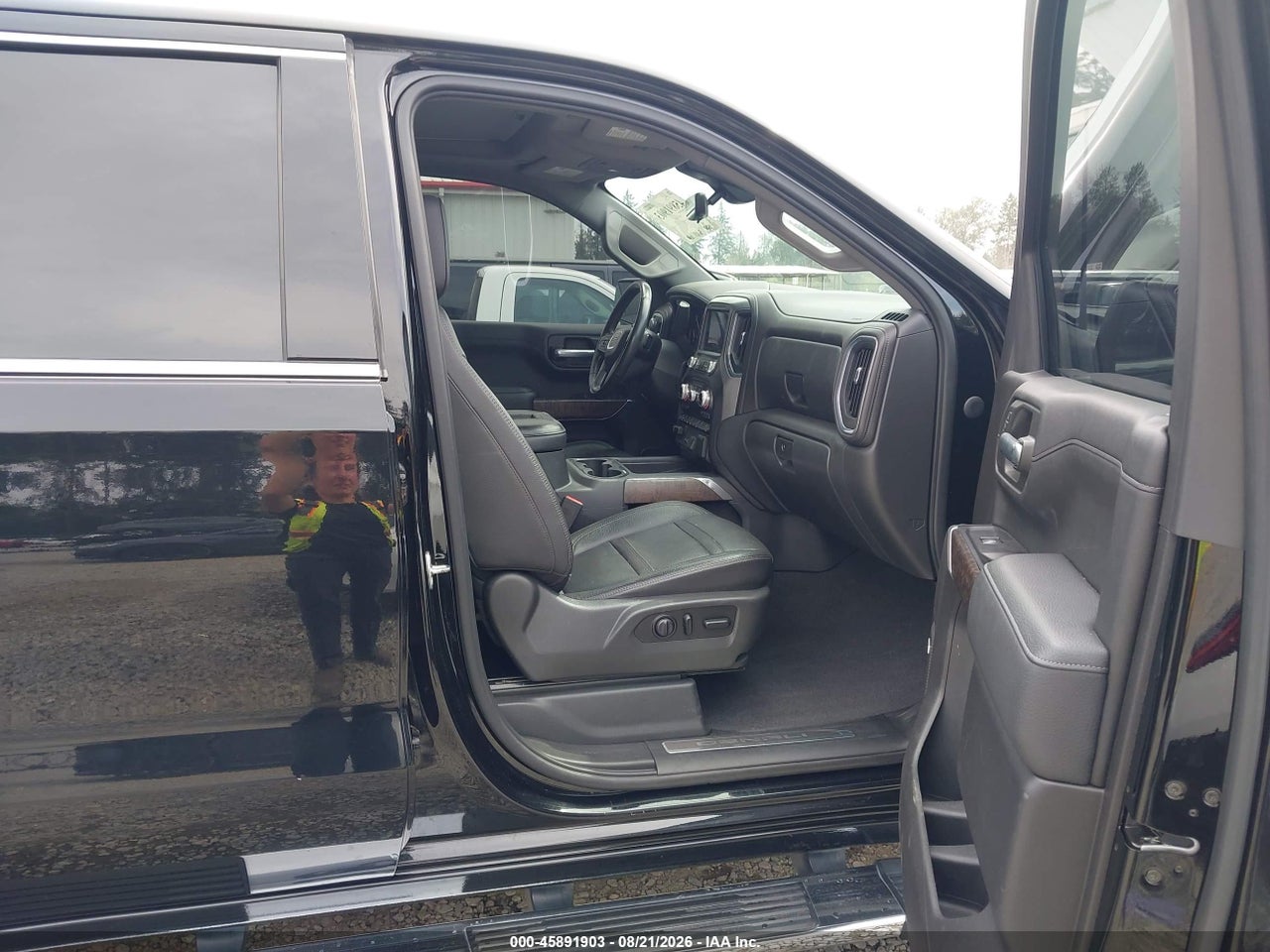 2020 GMC SIERRA 1500 4WD  SHORT BOX DENALI · 5/11
