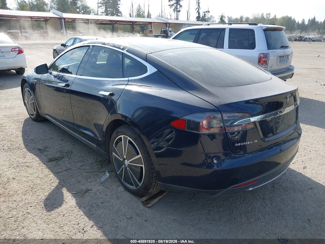2014 TESLA MODEL S P85 · 3/11