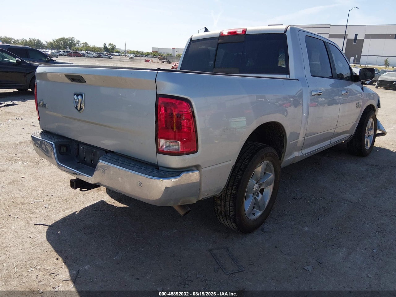 2016 RAM 1500 BIG HORN · 4/8