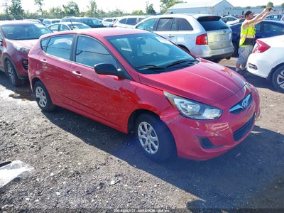 2012 HYUNDAI ACCENT GS
