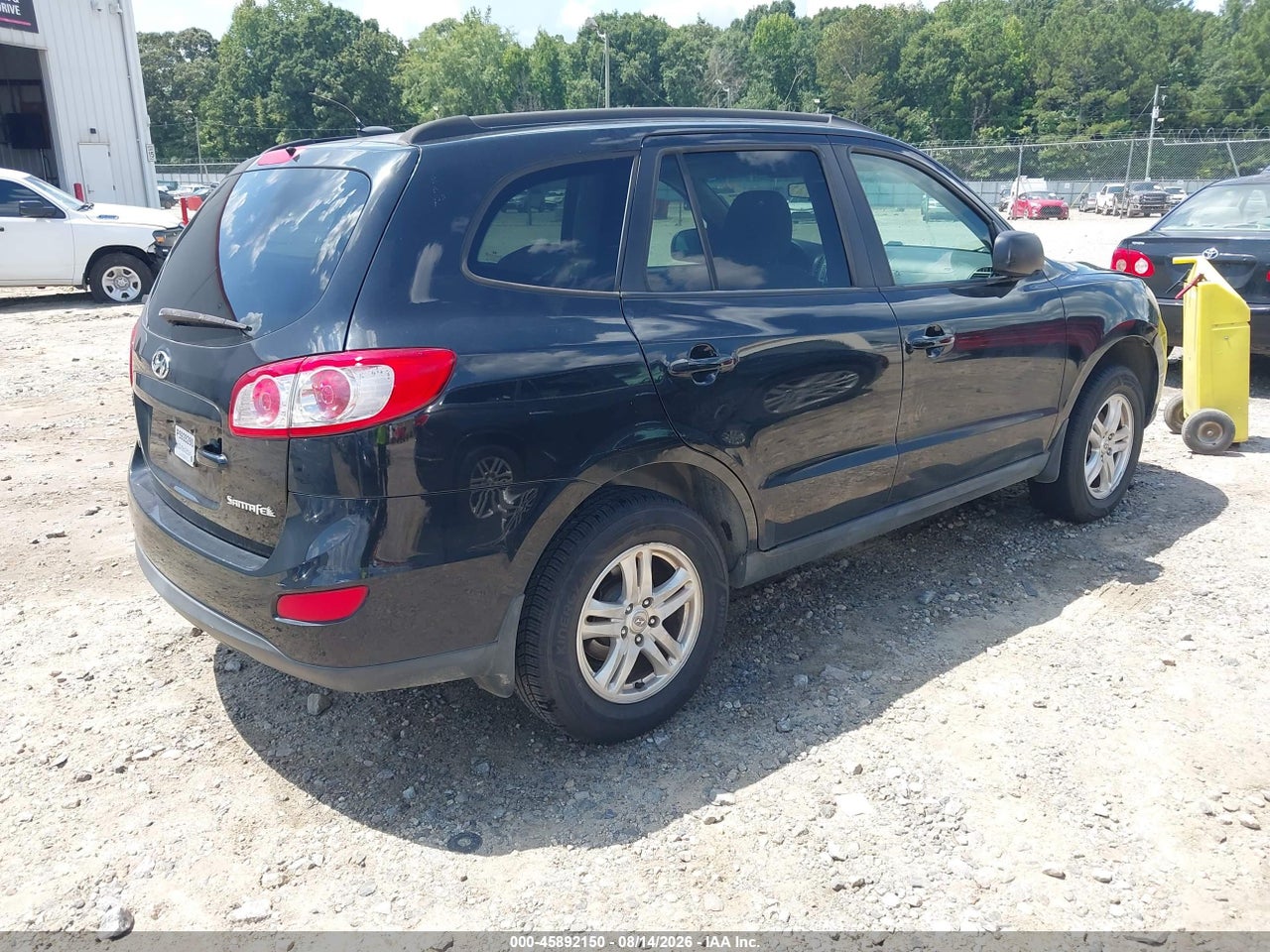 2011 HYUNDAI SANTA FE GLS · 4/11