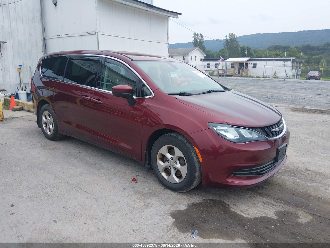 2C4RC1CG4HR****** · 2017 CHRYSLER PACIFICA LX
