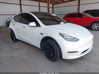 5YJYGDEE8MF****** · 2021 TESLA MODEL Y LONG RANGE DUAL MOTOR ALL-WHEEL DRIVE