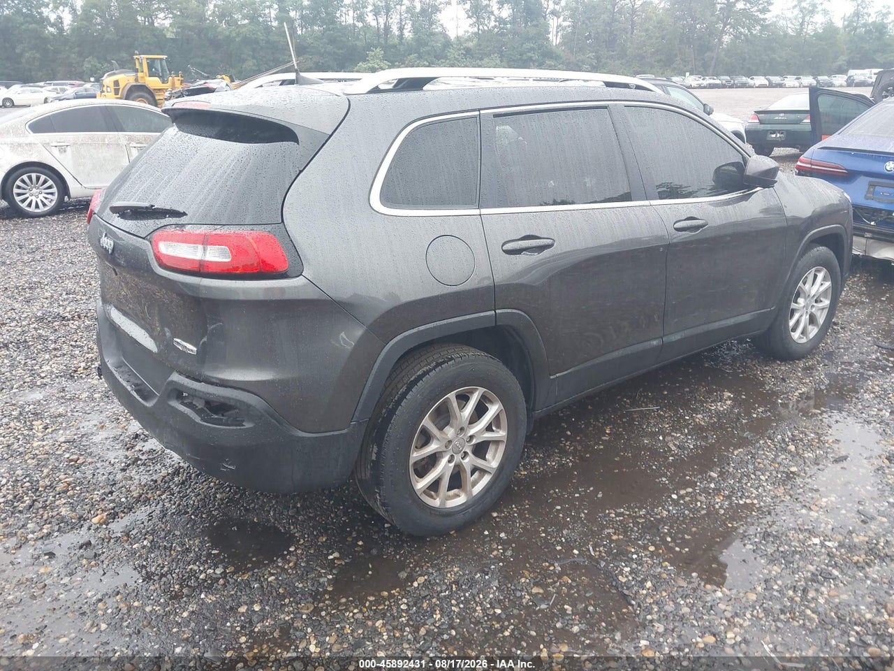 2017 JEEP CHEROKEE LATITUDE · 4/11