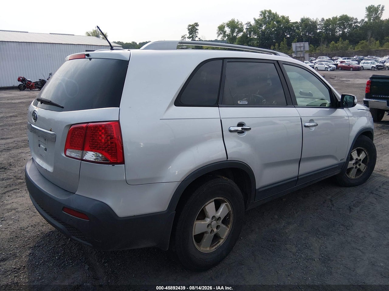 2011 KIA SORENTO LX V6 · 4/11