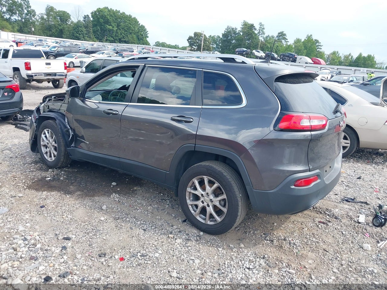 2017 JEEP CHEROKEE LATITUDE · 3/11