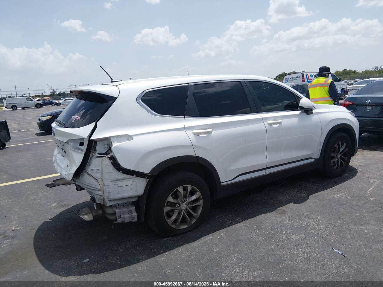 2020 HYUNDAI SANTA FE SE · 4/11