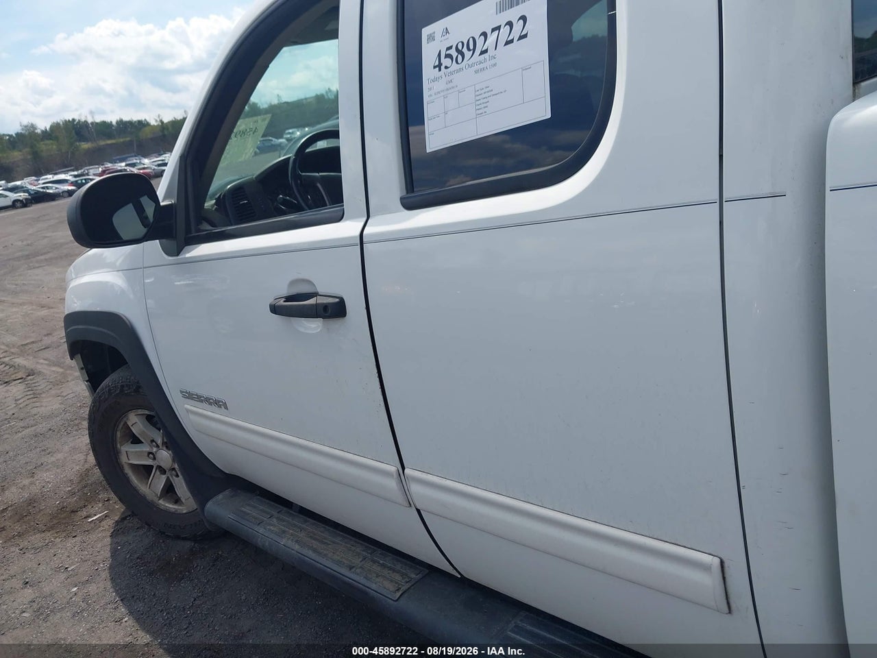 1GTR2VE35BZ****** · 2011 GMC SIERRA 1500 SLE · 6/11