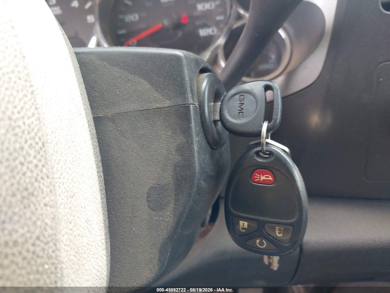 1GTR2VE35BZ****** · 2011 GMC SIERRA 1500 SLE · 11/11