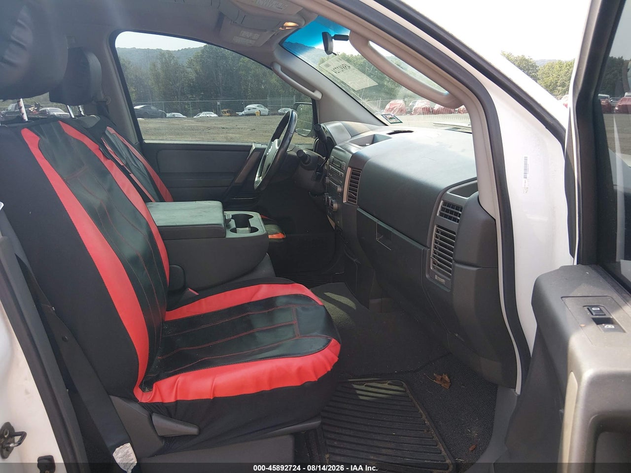 2006 NISSAN TITAN SE · 5/11