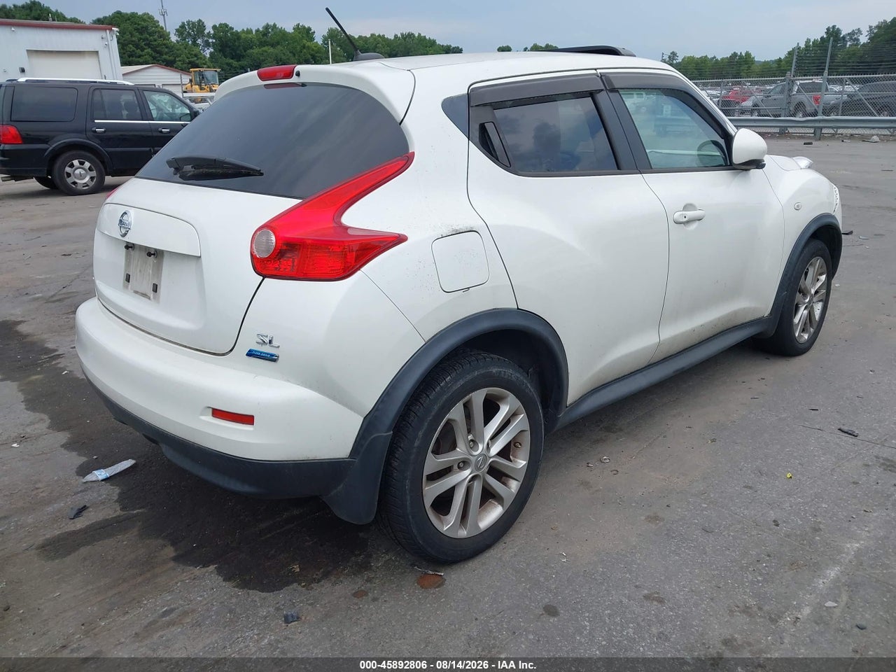 2014 NISSAN JUKE SL · 4/11