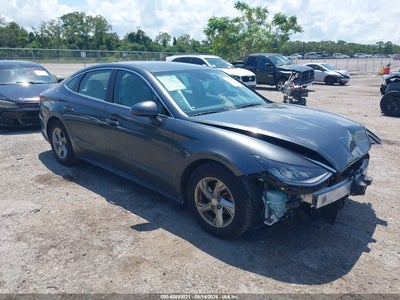 2023 HYUNDAI SONATA SE