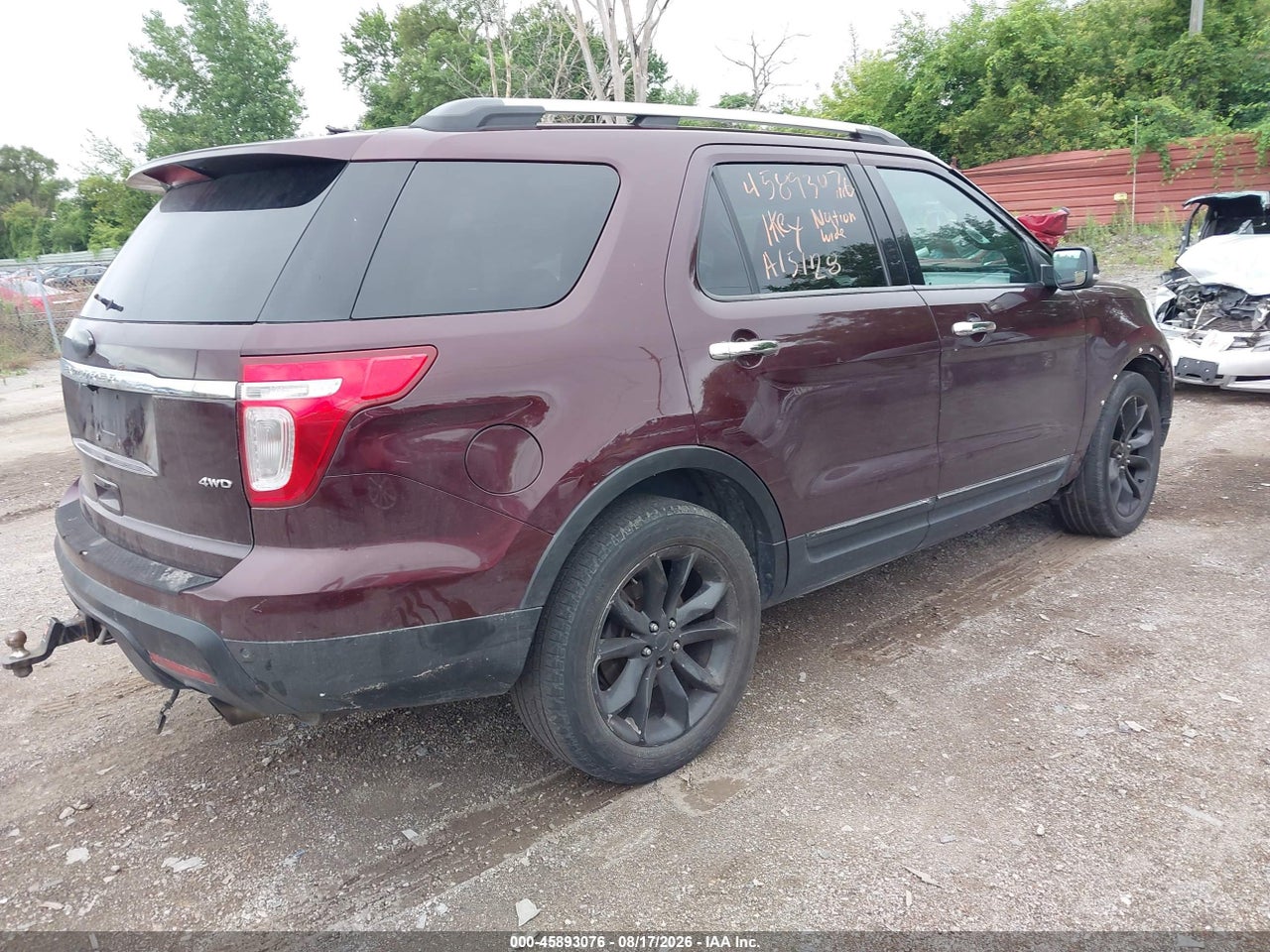 2011 FORD EXPLORER XLT · 4/11