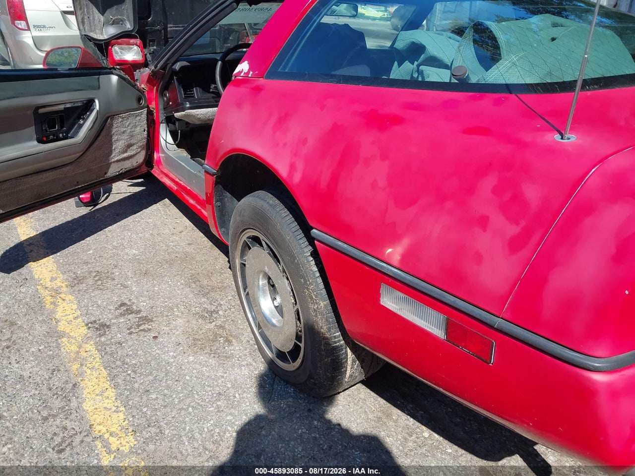 1985 CHEVROLET CORVETTE · 6/11