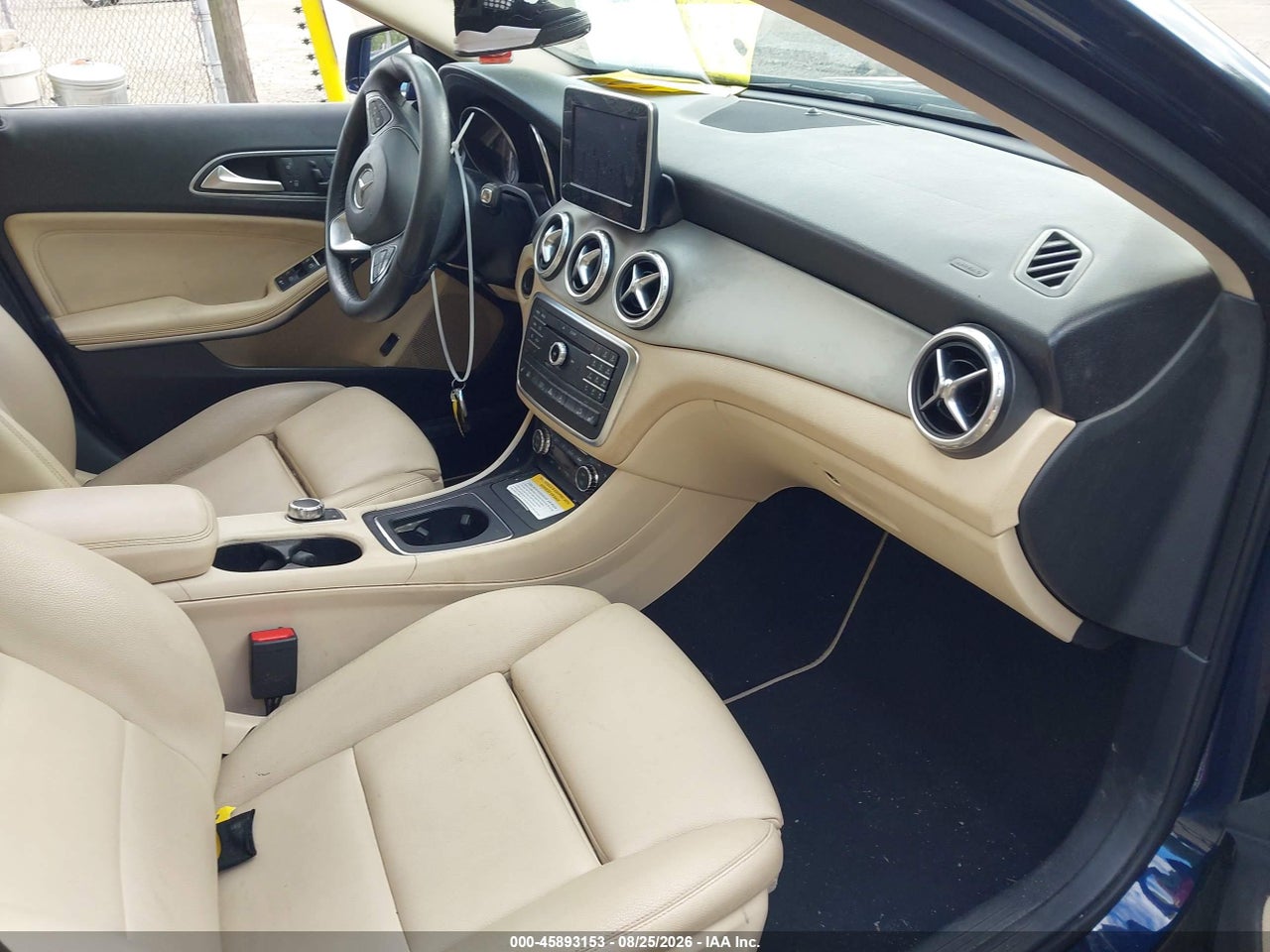 2017 MERCEDES-BENZ GLA 250 4MATIC · 5/11