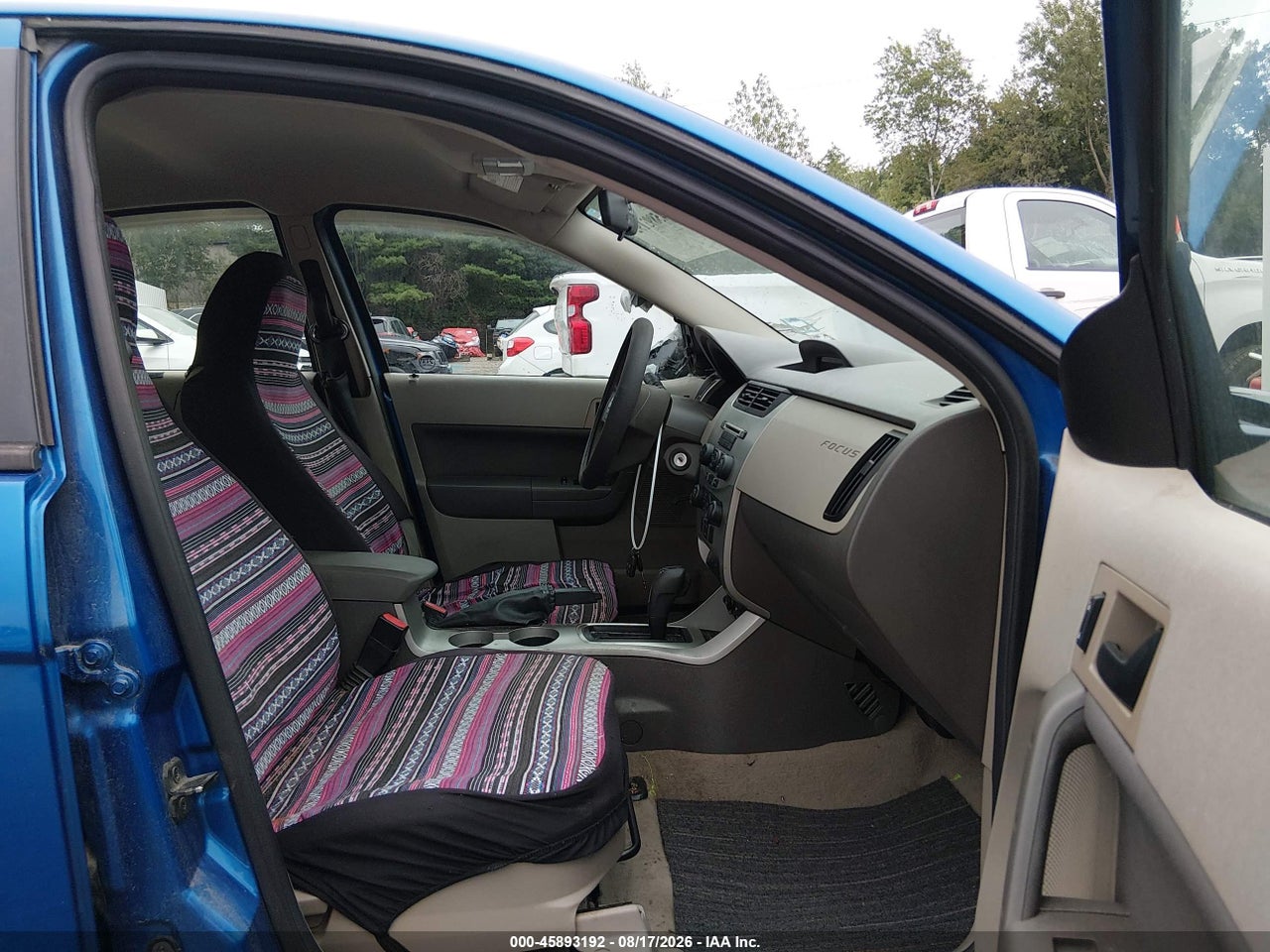 2010 FORD FOCUS SE · 5/11