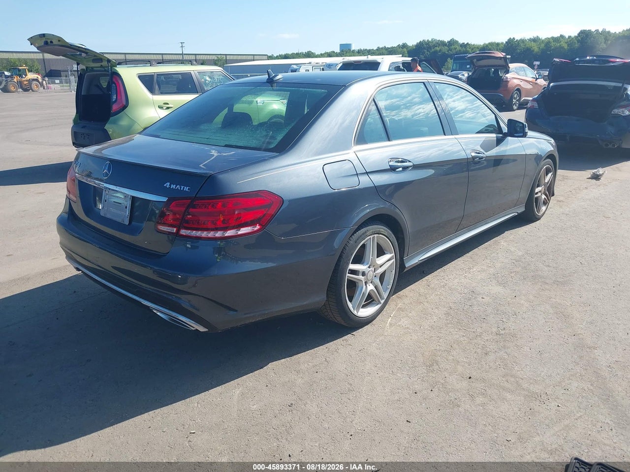 2014 MERCEDES-BENZ E 350 4MATIC · 4/10