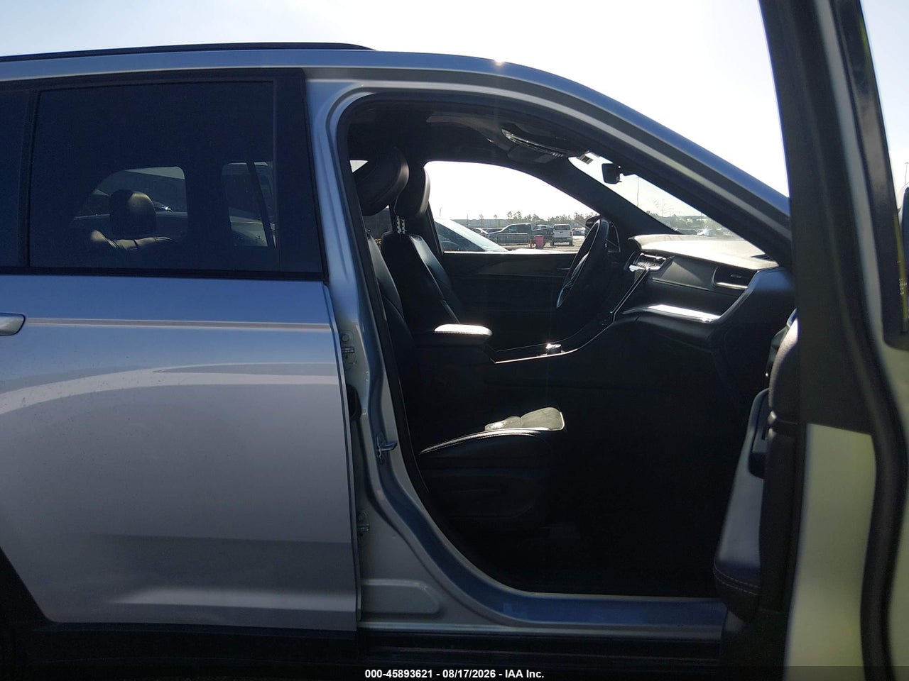 2025 JEEP GRAND CHEROKEE ALTITUDE 4X4 · 5/11