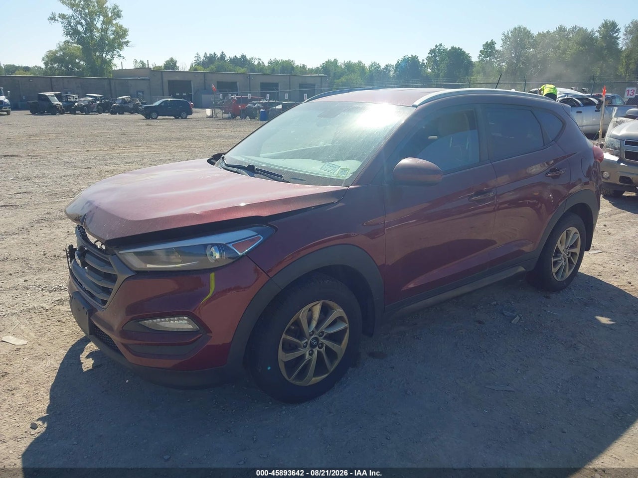 2016 HYUNDAI TUCSON SE · 2/11