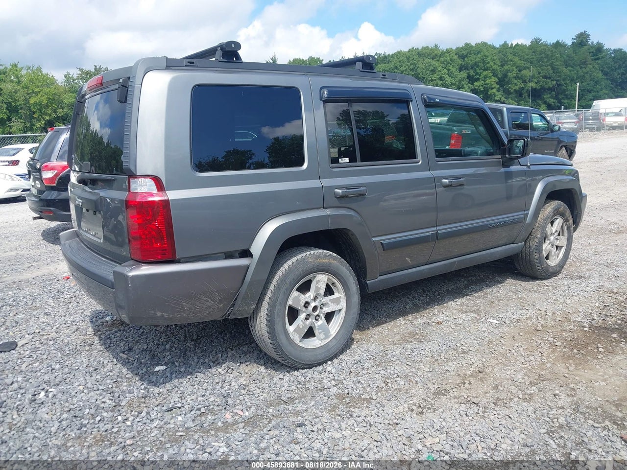 2007 JEEP COMMANDER SPORT · 4/11