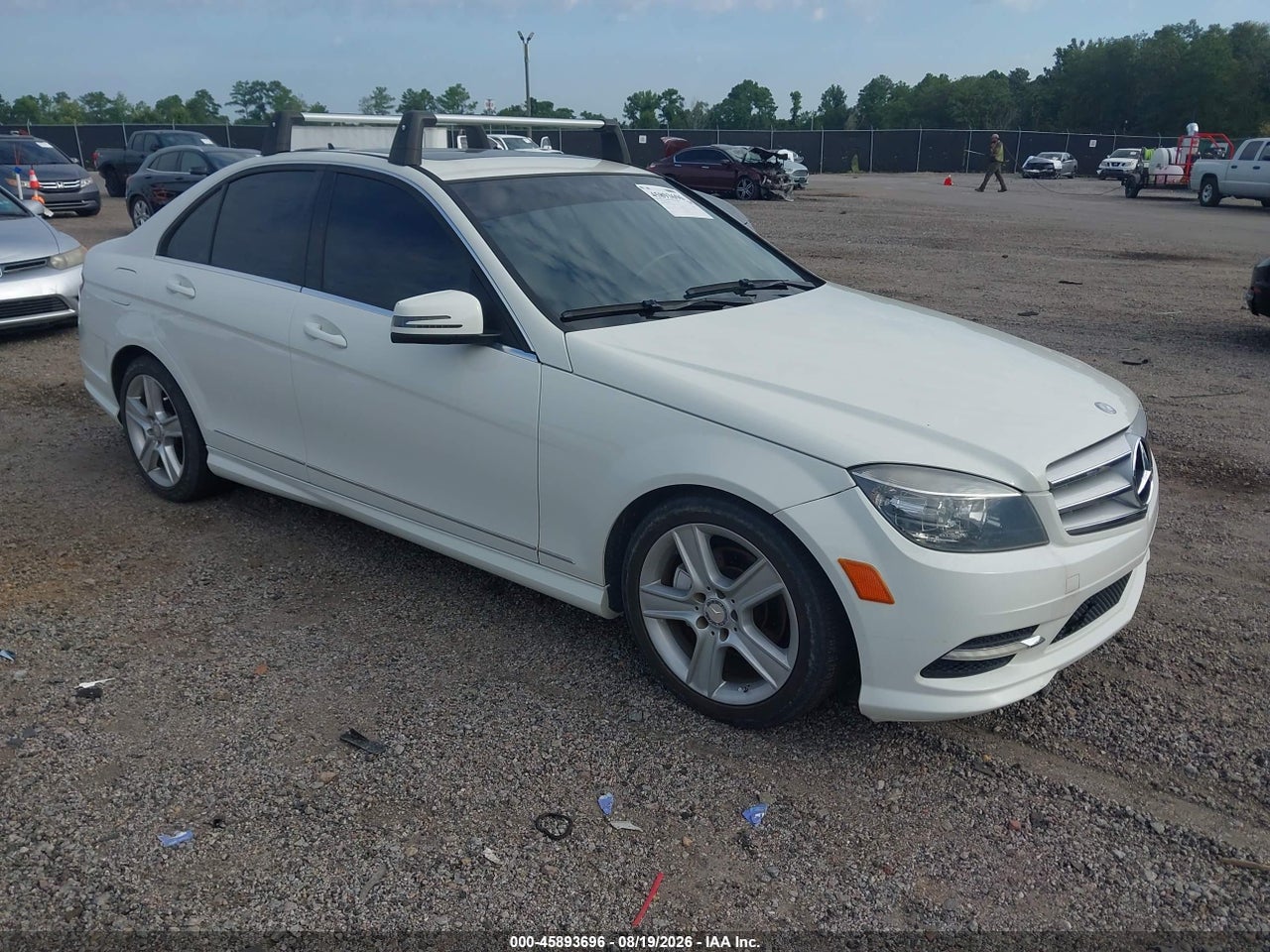 WDDGF5EB2BR****** · 2011 MERCEDES-BENZ C 300 LUXURY/SPORT