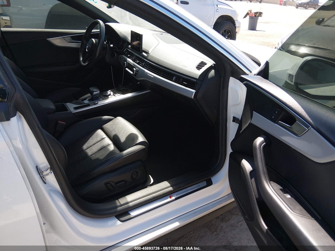 2019 AUDI A5 45 PREMIUM · 5/11