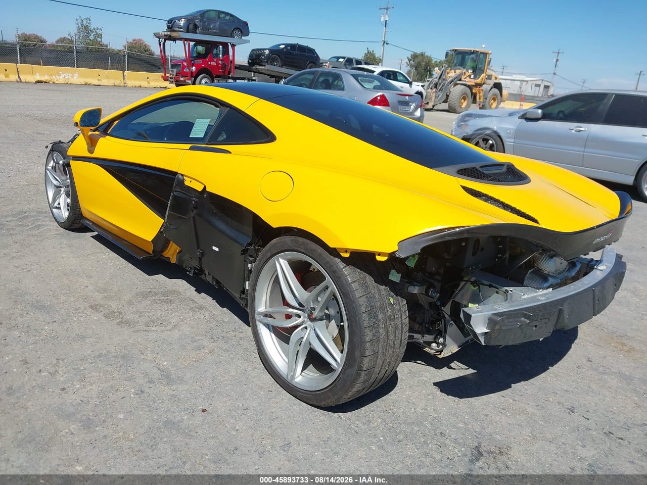 2017 MCLAREN 570GT · 3/11