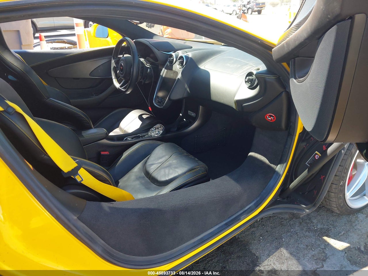 2017 MCLAREN 570GT · 5/11
