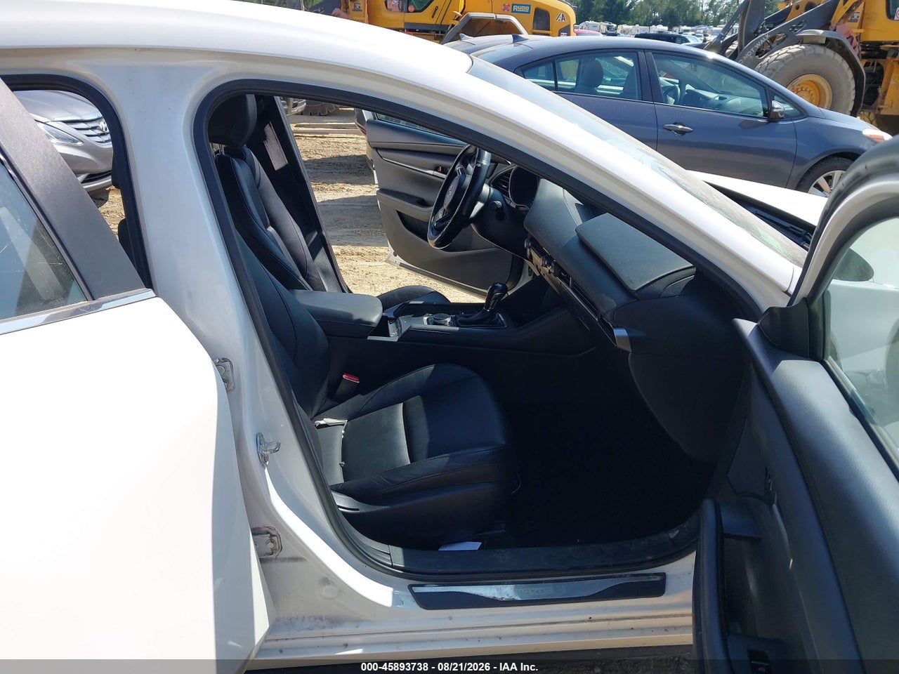 2021 MAZDA MAZDA3 SELECT · 5/11