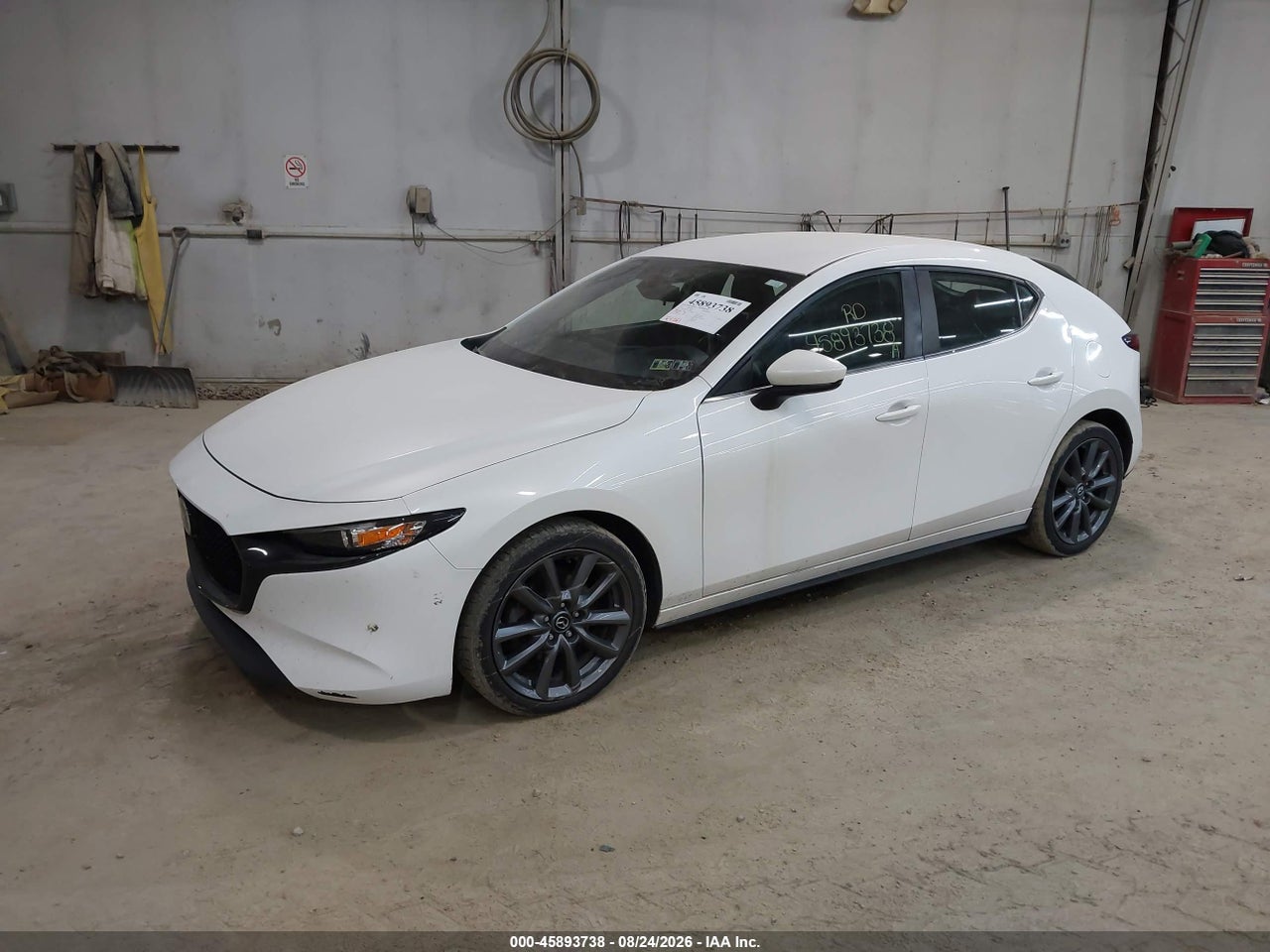 2021 MAZDA MAZDA3 SELECT · 2/11