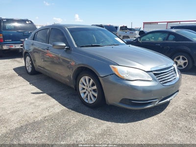1C3CCBBB1DN****** · 2013 CHRYSLER 200 TOURING