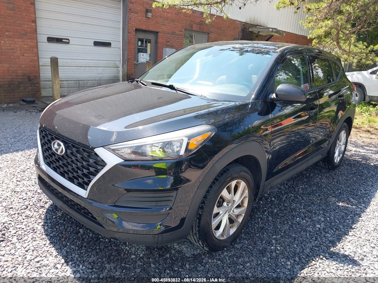 2019 HYUNDAI TUCSON SE · 2/11