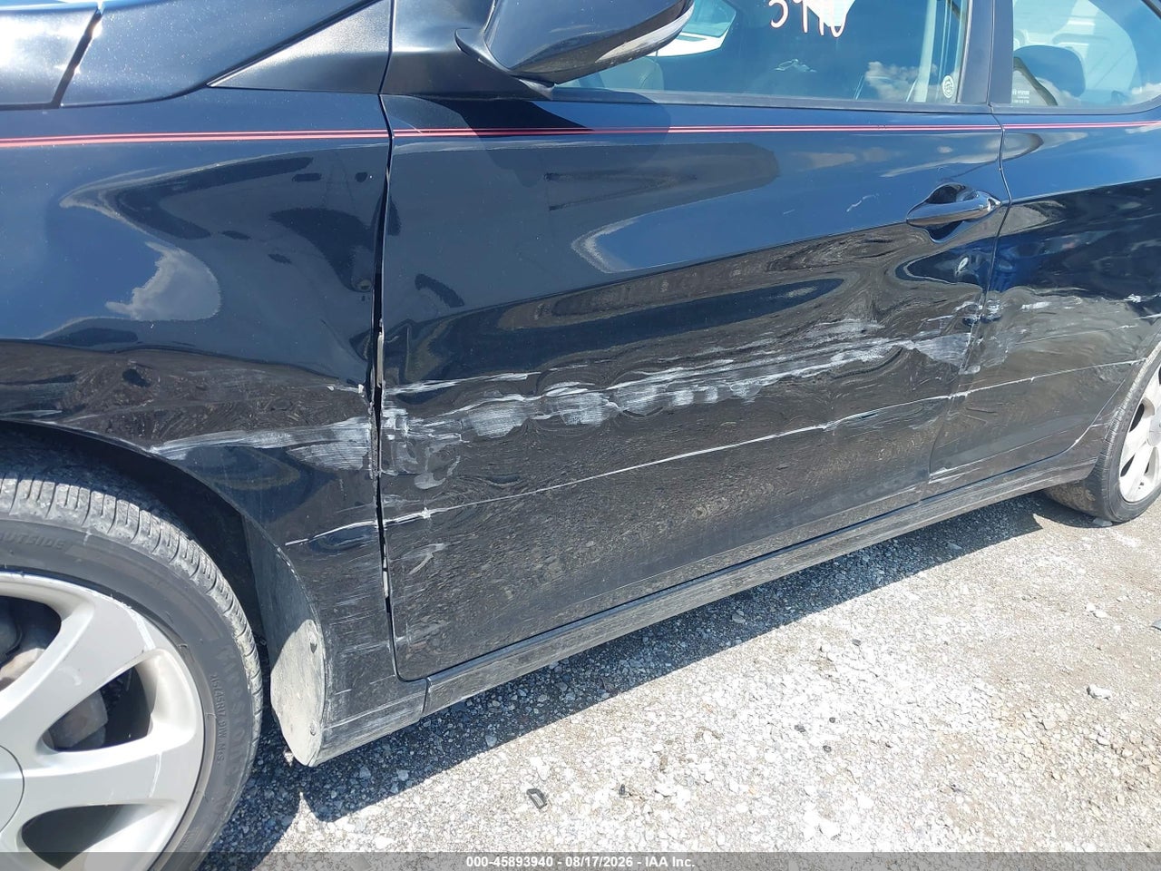 2011 HYUNDAI ELANTRA LIMITED · 6/11