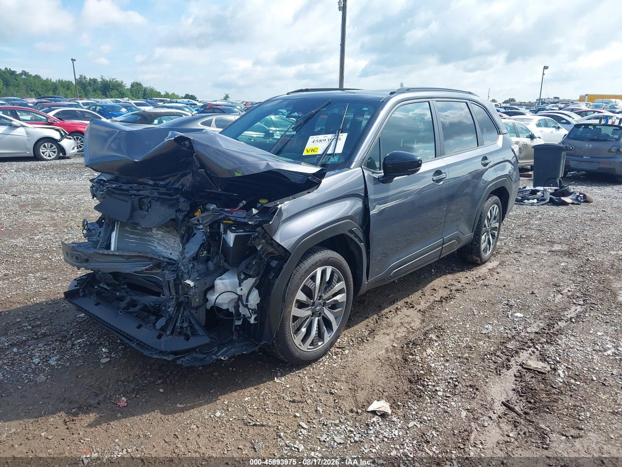 2025 SUBARU FORESTER TOURING · 2/11