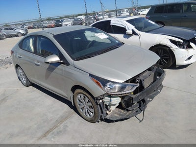 3KPC24A32JE****** · 2018 HYUNDAI ACCENT SE