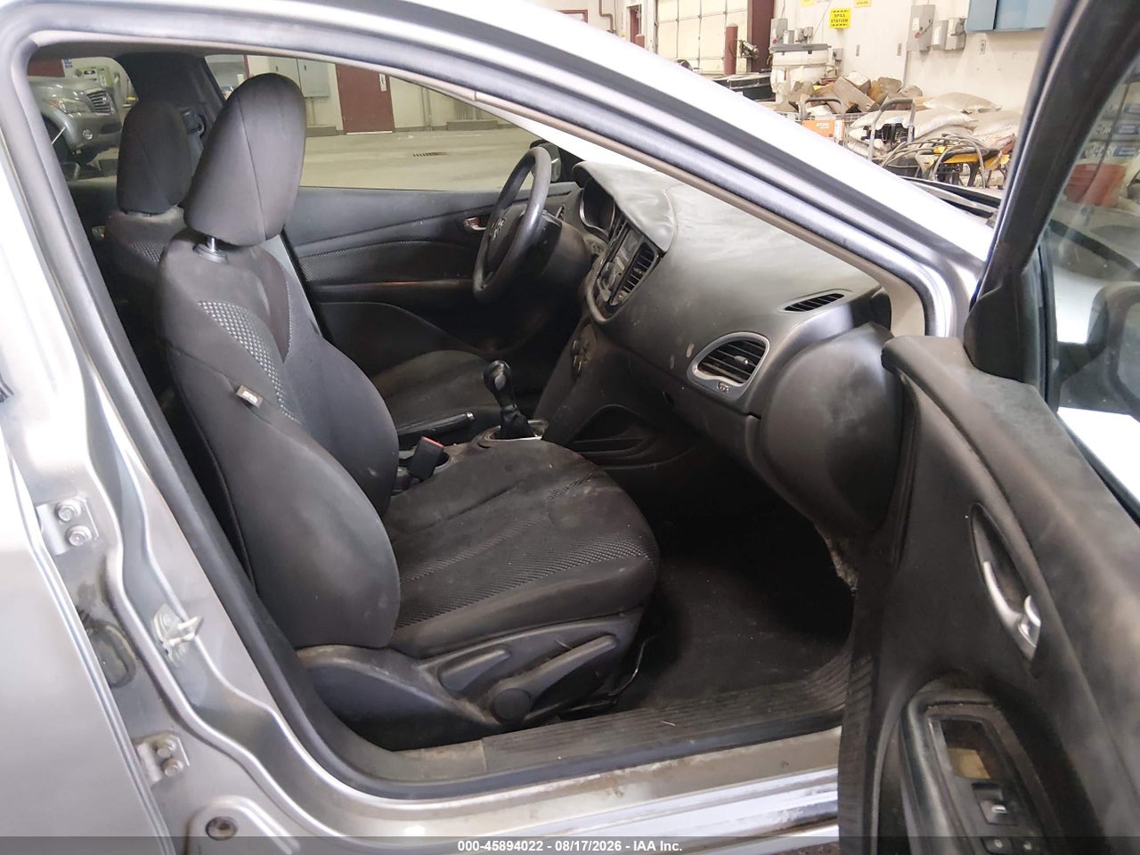 2016 DODGE DART SE · 5/10
