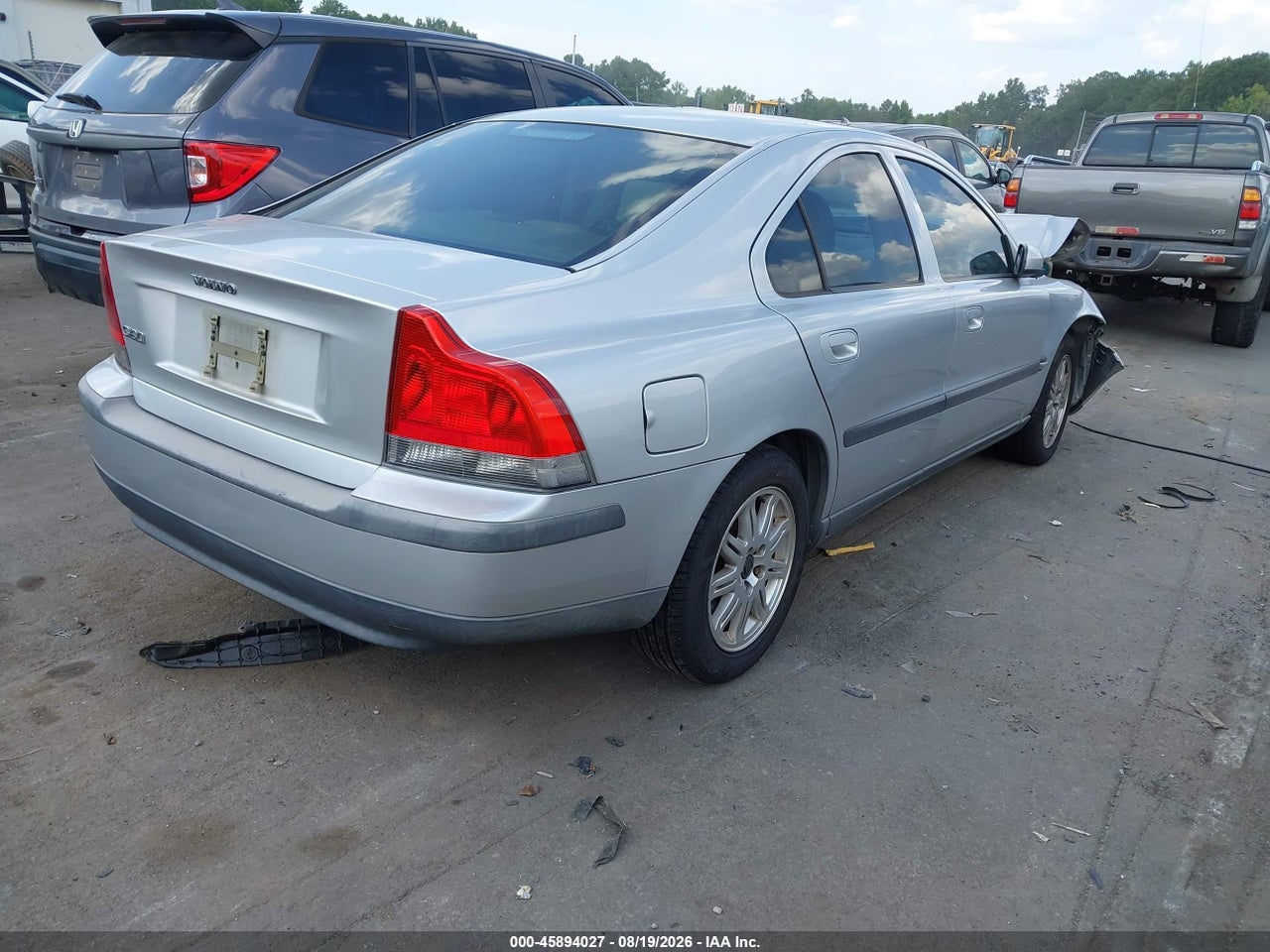 2004 VOLVO S60 2.4 · 4/11