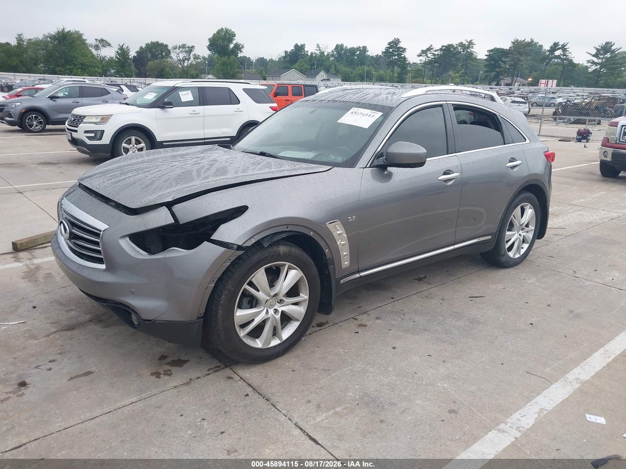 2015 INFINITI QX70 · 2/11