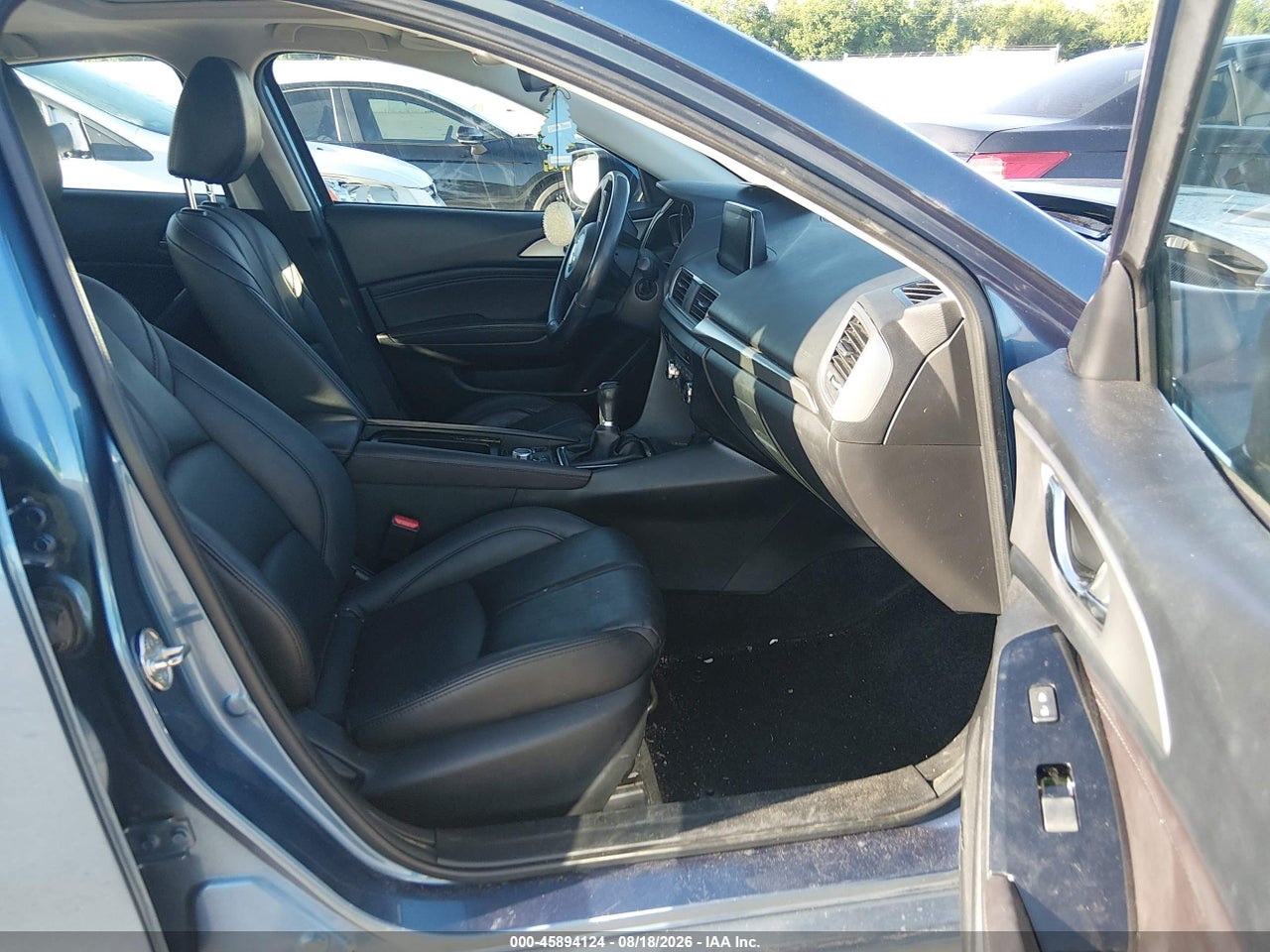 2018 MAZDA MAZDA3 TOURING · 5/11