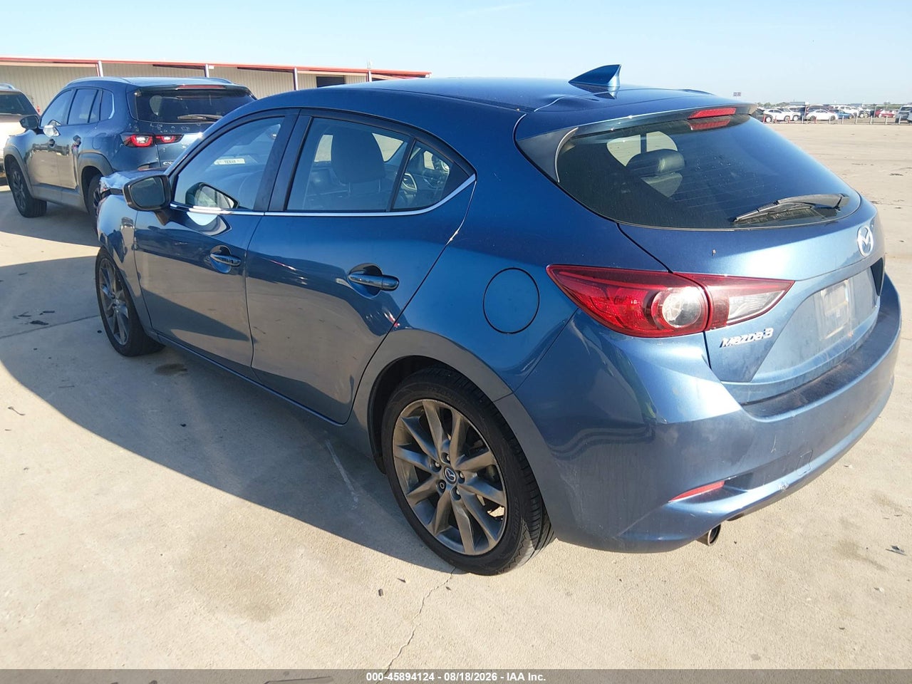 2018 MAZDA MAZDA3 TOURING · 3/11