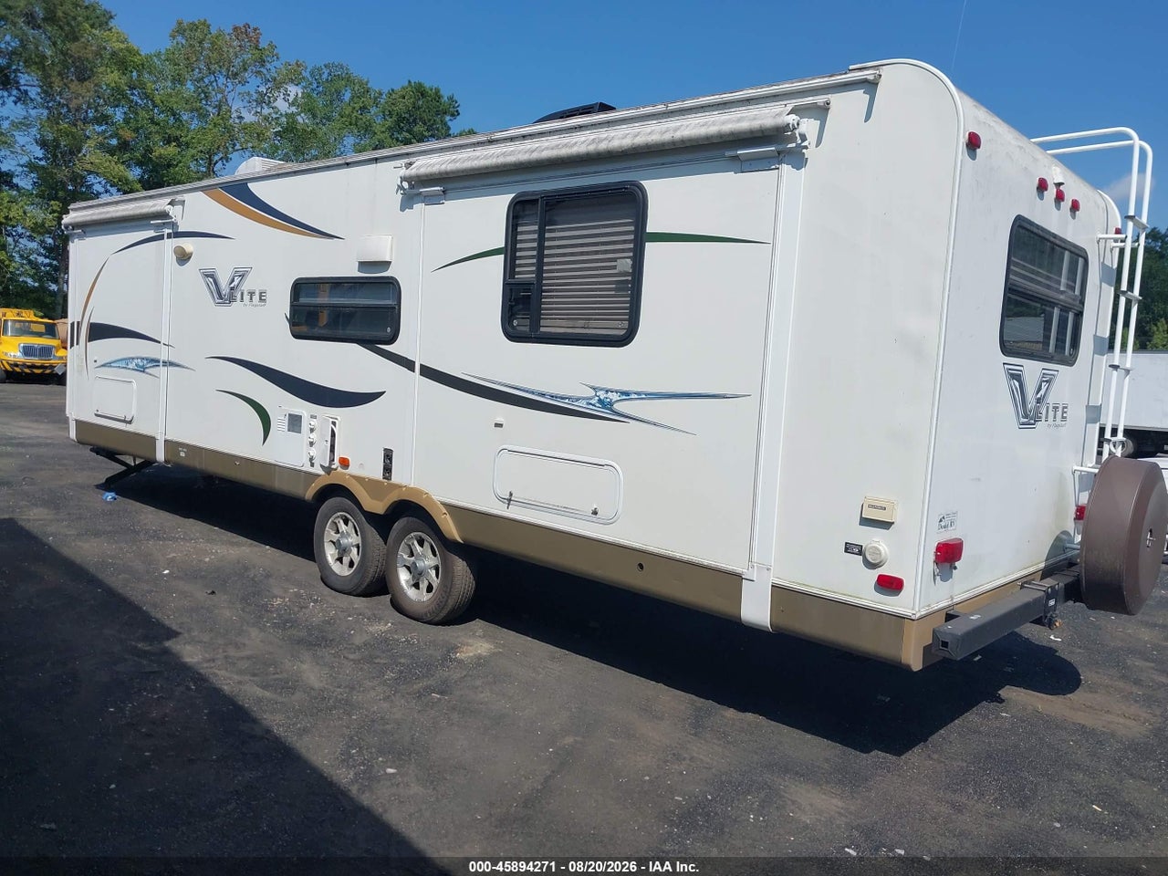 2013 FOREST RIVER FLAGSTAFF LITE WEIGHT TRAILERS · 3/11