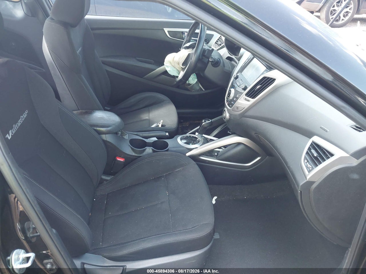 2017 HYUNDAI VELOSTER VALUE EDITION · 5/11