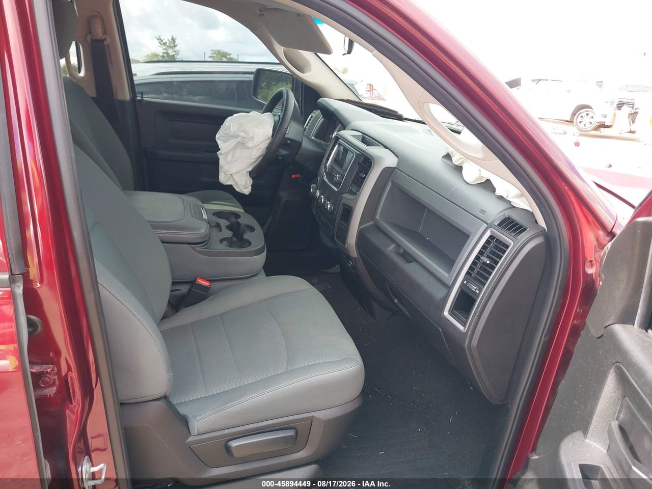 2017 RAM 1500 EXPRESS  4X4 6'4 BOX · 5/11